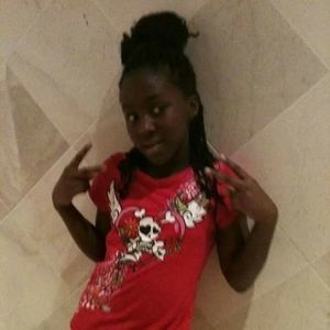 Meet your Posher, Troy